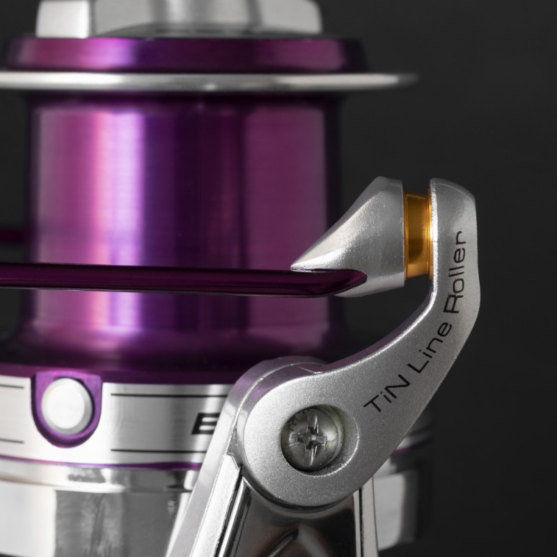 03_carrete_cinnetic_explorer_purple_7000_crbk_210155.jpg