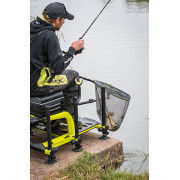 02_sacadera_matrix_carp_landing_net_rubberised_mesh.jpg