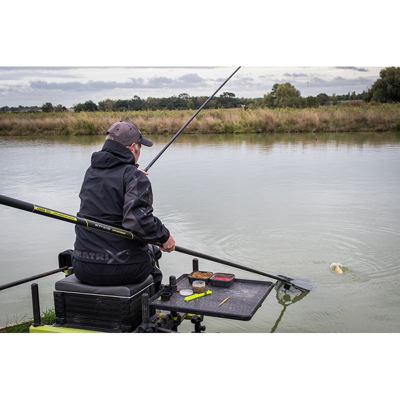 11_mango_sacadera_matrix_ethos_xr_power_3_5m_landing_net_handle.jpg