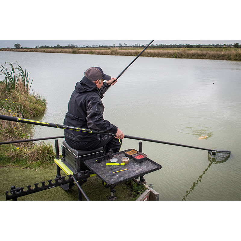 12_mango_sacadera_matrix_ethos_xr_power_3_5m_landing_net_handle.jpg