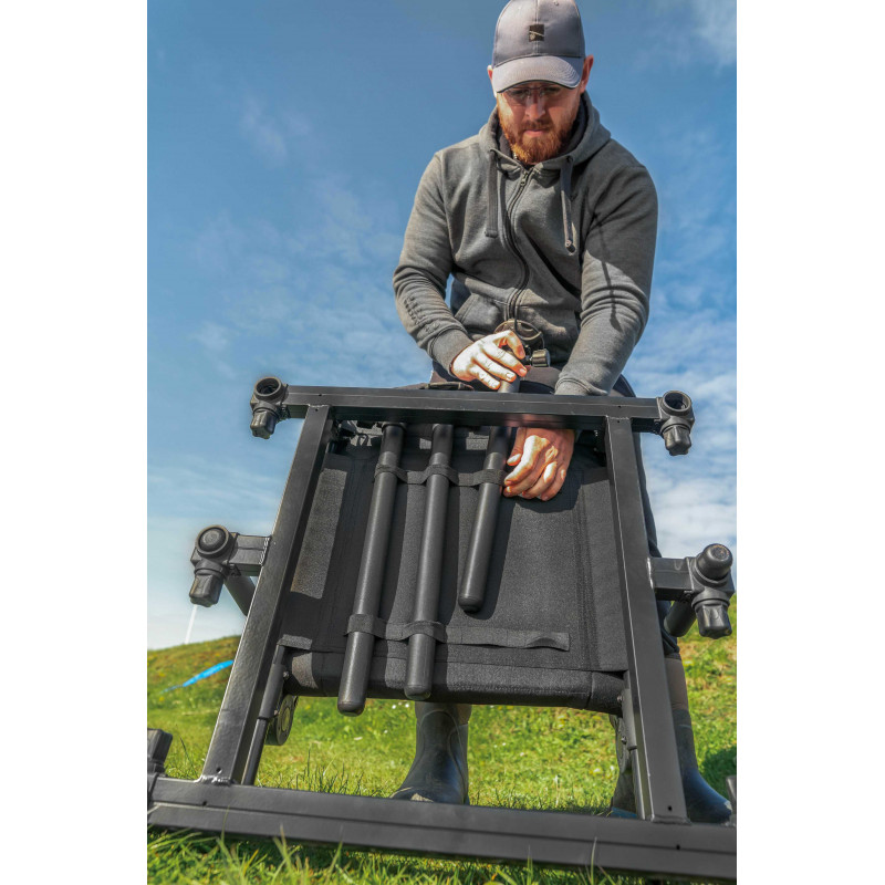 06_panier_preston_innovations_absolute_36_feeder_chair.jpg